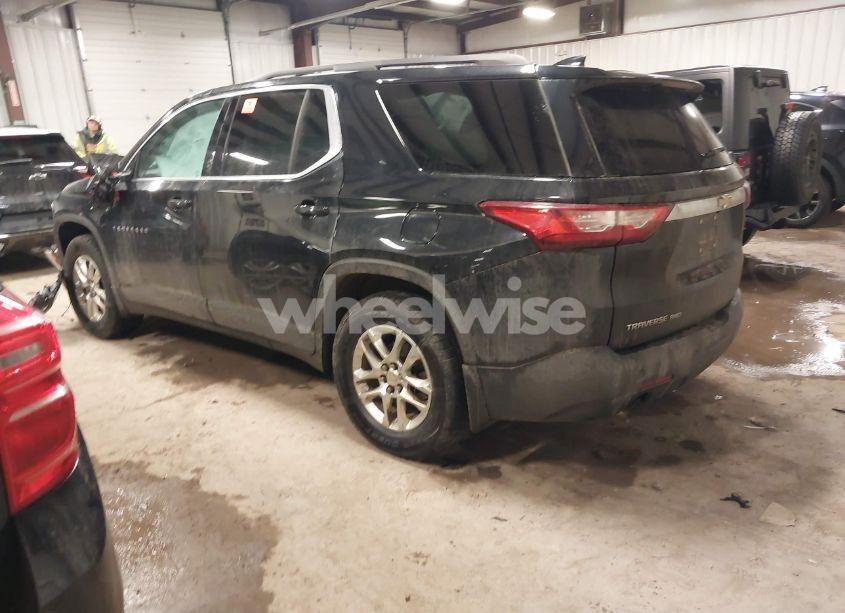 Photo 3 of 2019 Chevrolet Traverse 1LT (VIN 1GNEVGKWXKJ302529)