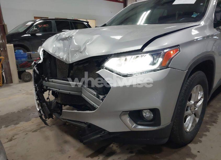 Photo 6 of 2020 Chevrolet Traverse AWD LT CLOTH (VIN 1GNEVGKWXLJ251423)