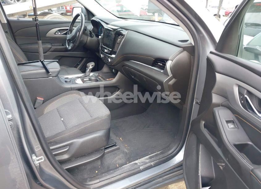 Photo 5 of 2021 Chevrolet Traverse AWD LT CLOTH (VIN 1GNEVGKWXMJ140940)