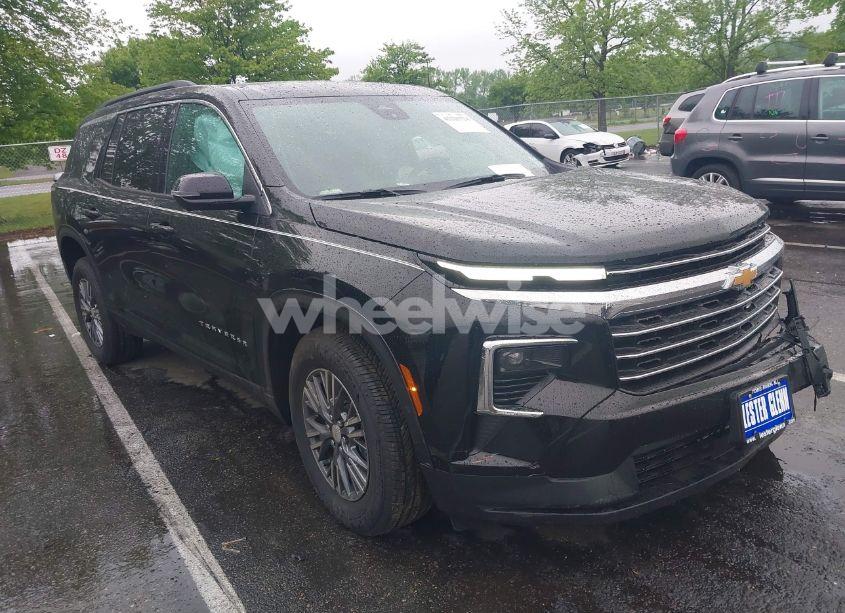 2025 Chevrolet Traverse AWD LT (VIN 1GNEVGRS5SJ218010) main photo