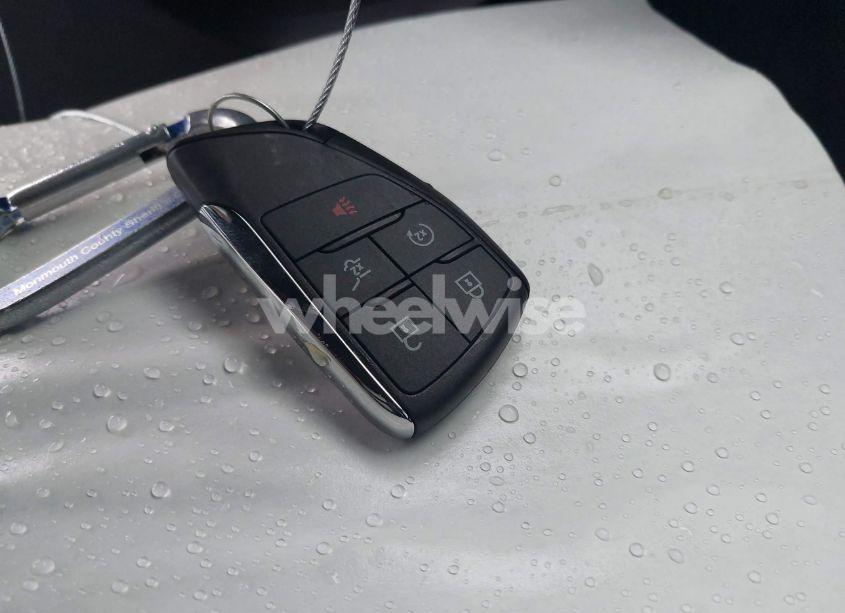 Photo 11 of 2025 Chevrolet Traverse AWD LT (VIN 1GNEVGRS5SJ218010)