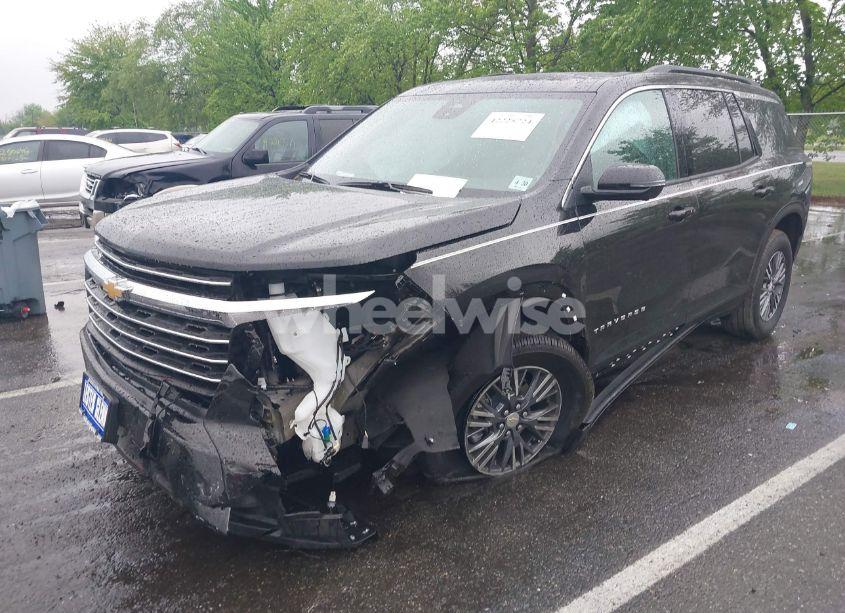 Photo 2 of 2025 Chevrolet Traverse AWD LT (VIN 1GNEVGRS5SJ218010)