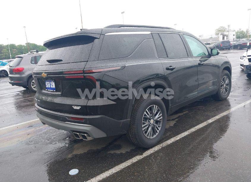 Photo 4 of 2025 Chevrolet Traverse AWD LT (VIN 1GNEVGRS5SJ218010)