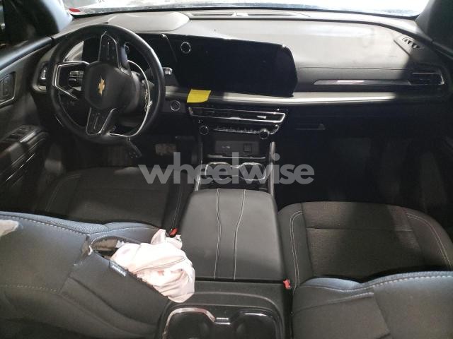 Photo 4 of 2025 CHEVROLET TRAVERSE LT (VIN 1GNEVGRS9SJ206278)