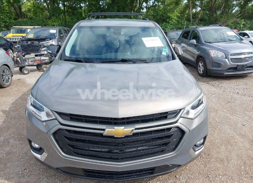 Photo 12 of 2018 Chevrolet Traverse 3LT (VIN 1GNEVHKW0JJ147686)