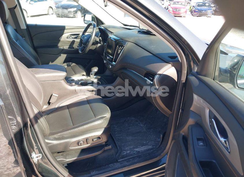 Photo 5 of 2021 Chevrolet Traverse AWD LT LEATHER (VIN 1GNEVHKW0MJ175377)