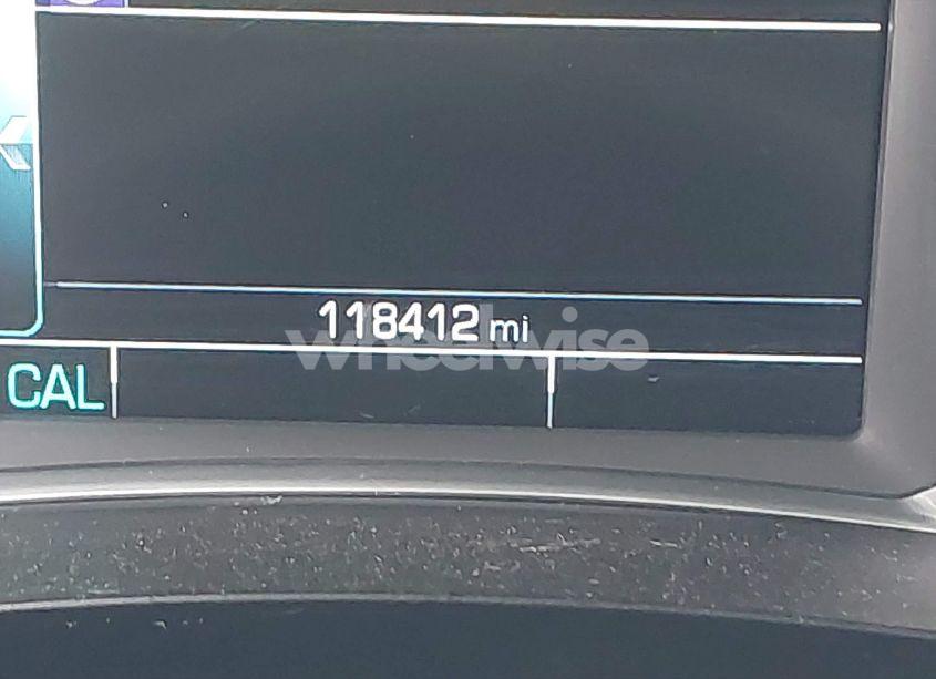 Photo 6 of 2018 Chevrolet Traverse 3LT (VIN 1GNEVHKW1JJ218359)