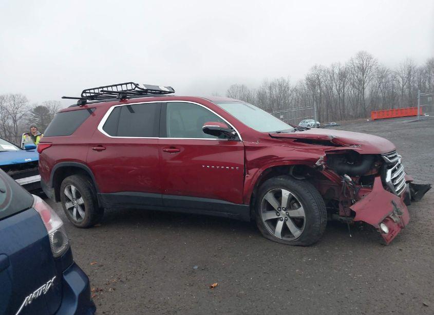 Photo 13 of 2019 Chevrolet Traverse 3LT (VIN 1GNEVHKW1KJ121714)