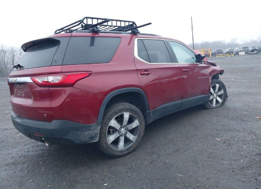 Photo 4 of 2019 Chevrolet Traverse 3LT (VIN 1GNEVHKW1KJ121714)