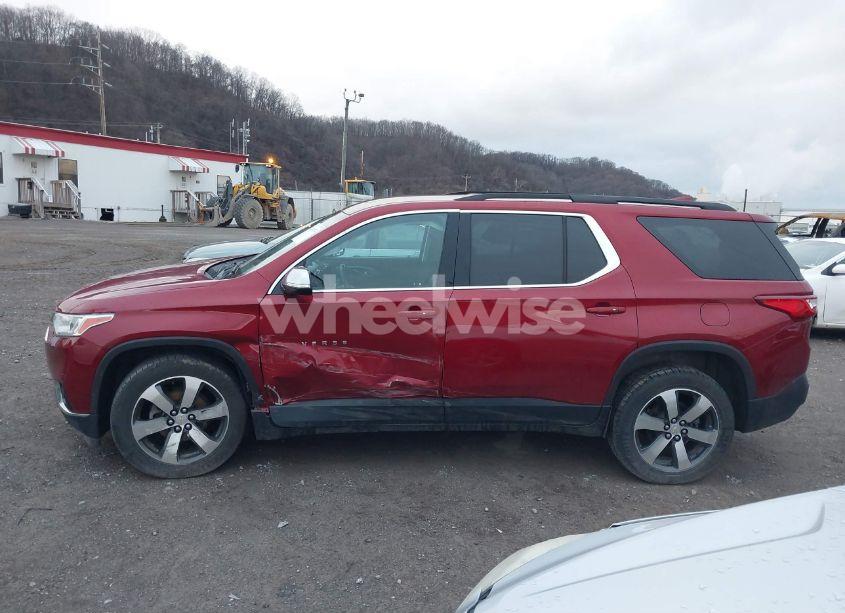 Photo 14 of 2019 Chevrolet Traverse 3LT (VIN 1GNEVHKW1KJ164692)