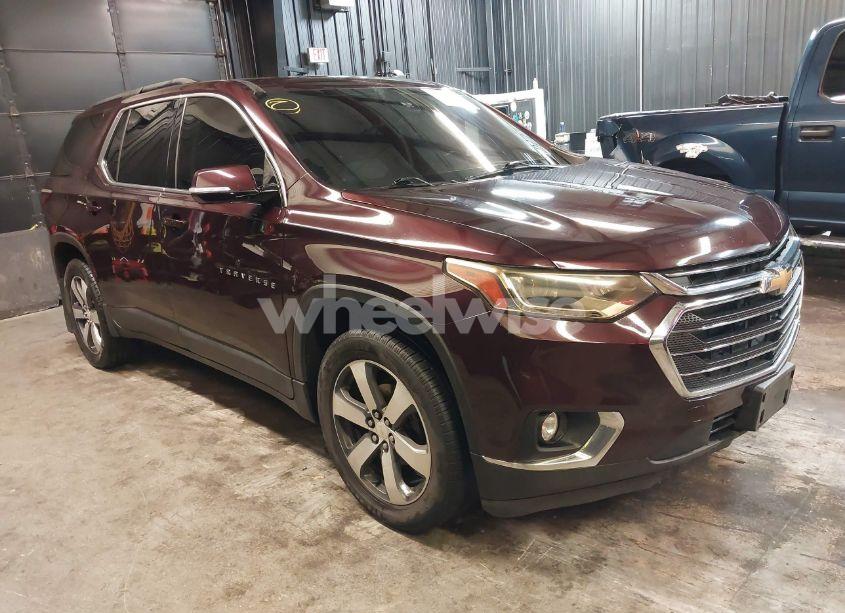 2019 Chevrolet Traverse 3LT (VIN 1GNEVHKW1KJ192850) main photo