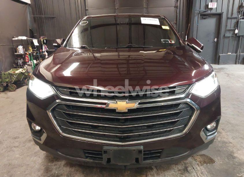 Photo 13 of 2019 Chevrolet Traverse 3LT (VIN 1GNEVHKW1KJ192850)