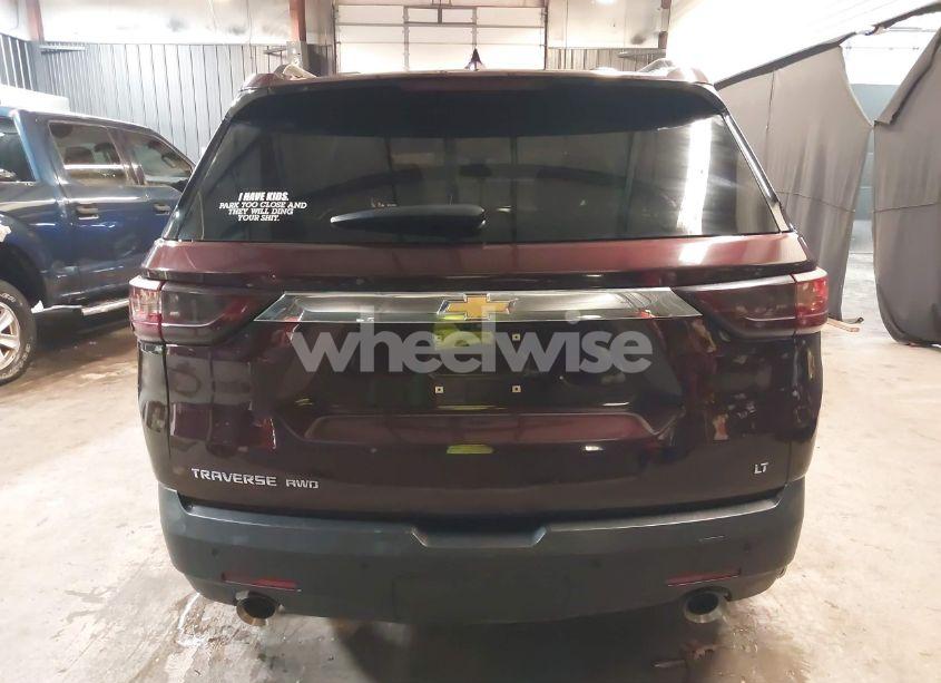 Photo 17 of 2019 Chevrolet Traverse 3LT (VIN 1GNEVHKW1KJ192850)