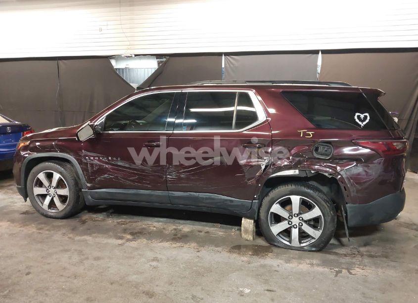 Photo 6 of 2019 Chevrolet Traverse 3LT (VIN 1GNEVHKW1KJ192850)