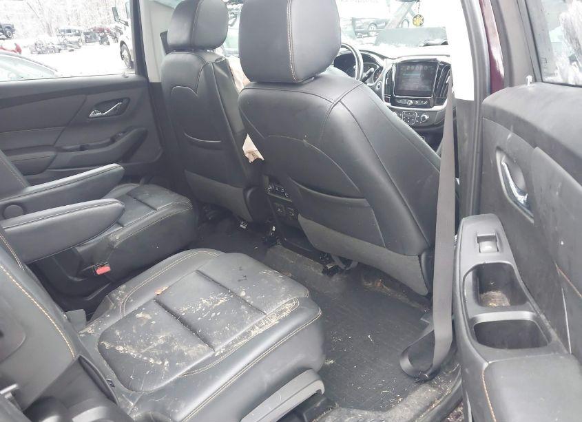 Photo 8 of 2019 Chevrolet Traverse 3LT (VIN 1GNEVHKW1KJ214913)