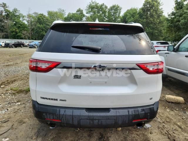 Photo 2 of 2020 CHEVROLET TRAVERSE LT (VIN 1GNEVHKW1LJ168601)