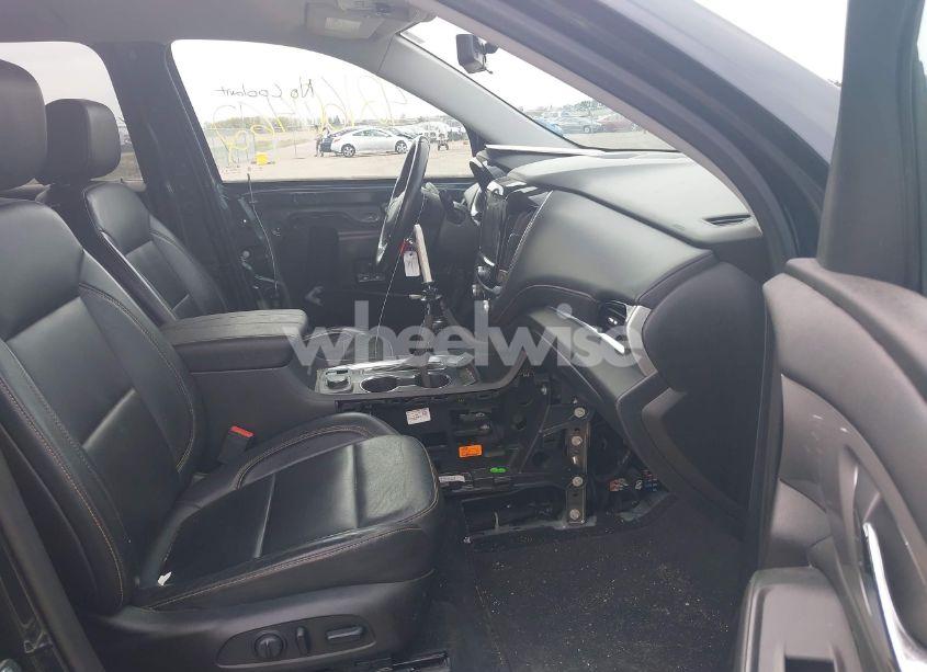 Photo 5 of 2020 Chevrolet Traverse AWD LT LEATHER (VIN 1GNEVHKW1LJ215299)