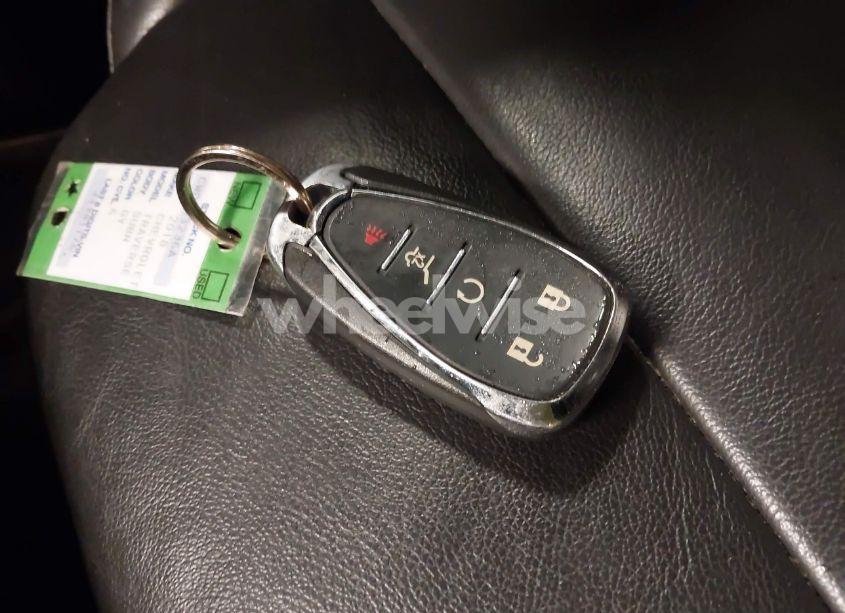 Photo 11 of 2018 Chevrolet Traverse 3LT (VIN 1GNEVHKW2JJ141176)