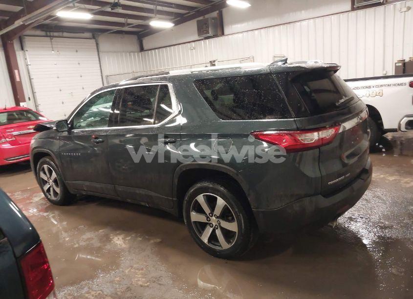 Photo 14 of 2018 Chevrolet Traverse 3LT (VIN 1GNEVHKW2JJ141176)