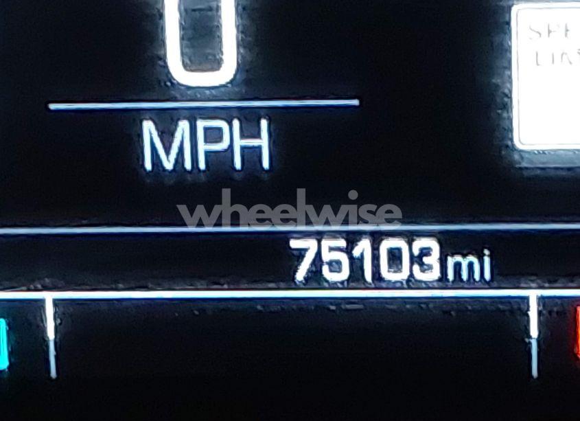 Photo 15 of 2018 Chevrolet Traverse 3LT (VIN 1GNEVHKW2JJ141176)