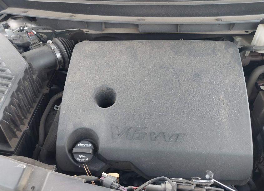 Photo 10 of 2018 Chevrolet Traverse 3LT (VIN 1GNEVHKW2JJ210402)