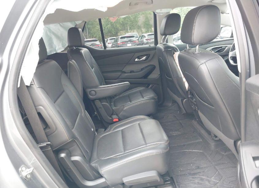 Photo 8 of 2019 Chevrolet Traverse 3LT (VIN 1GNEVHKW2KJ270083)