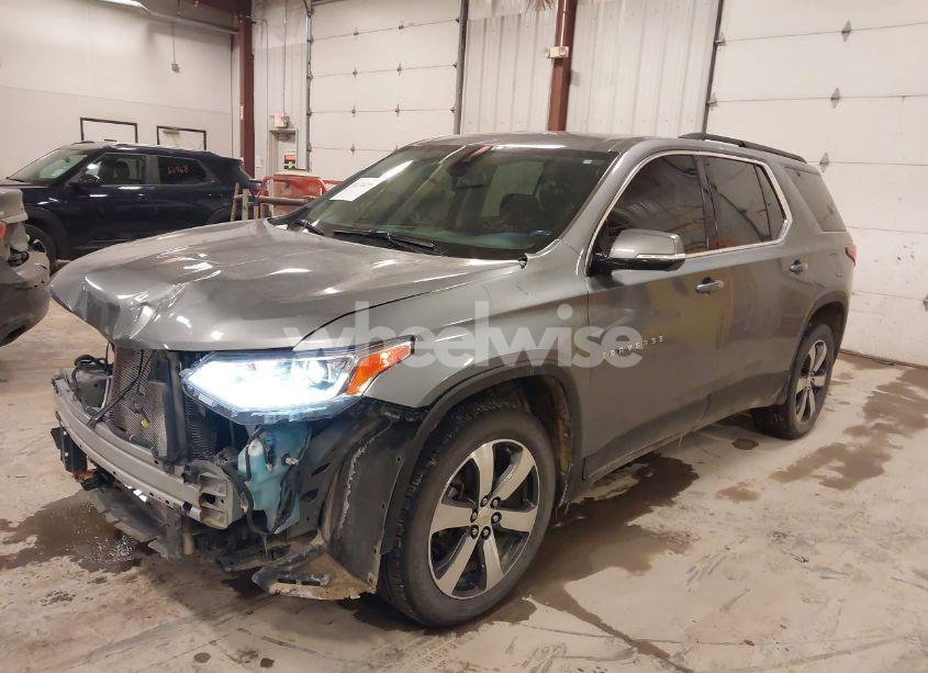 Photo 2 of 2020 Chevrolet Traverse AWD LT LEATHER (VIN 1GNEVHKW2LJ133629)