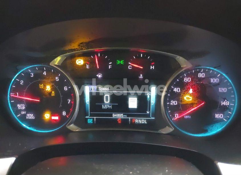 Photo 7 of 2018 Chevrolet Traverse 3LT (VIN 1GNEVHKW3JJ193500)