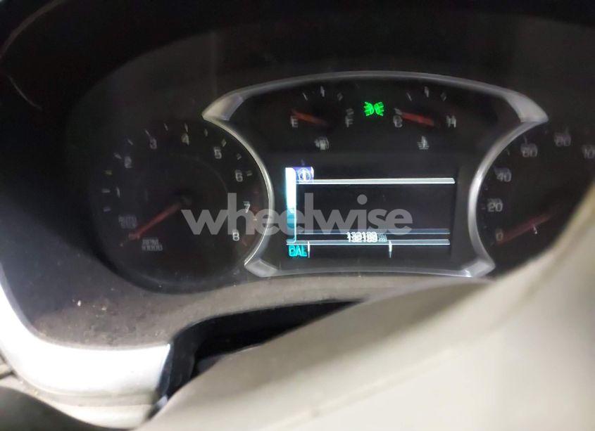 Photo 7 of 2018 Chevrolet Traverse 3LT (VIN 1GNEVHKW3JJ230464)