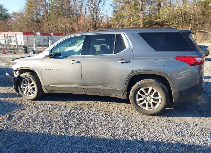 Photo 14 of 2019 Chevrolet Traverse 3LT (VIN 1GNEVHKW3KJ306590)