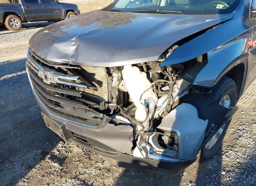 Photo 6 of 2019 Chevrolet Traverse 3LT (VIN 1GNEVHKW3KJ306590)