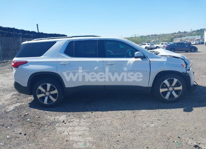Photo 13 of 2021 Chevrolet Traverse AWD LT LEATHER (VIN 1GNEVHKW3MJ151106)