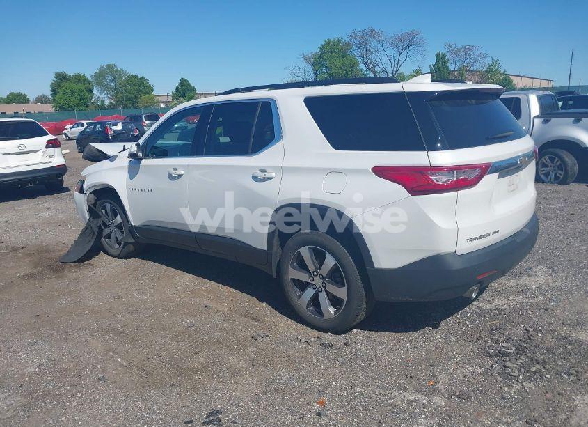 Photo 3 of 2021 Chevrolet Traverse AWD LT LEATHER (VIN 1GNEVHKW3MJ151106)