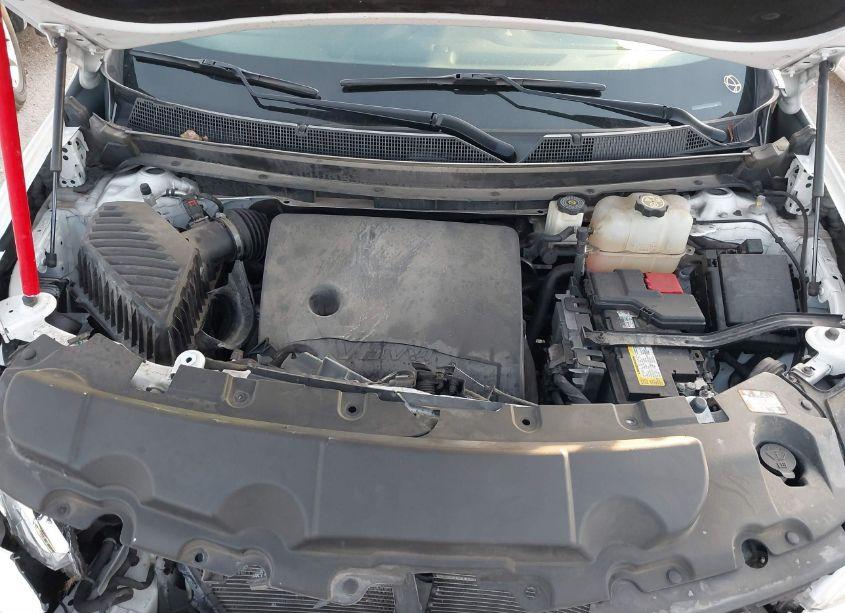 Photo 10 of 2018 Chevrolet Traverse 3LT (VIN 1GNEVHKW4JJ223250)