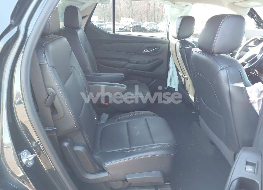 Photo 8 of 2019 Chevrolet Traverse 3LT (VIN 1GNEVHKW4KJ138829)