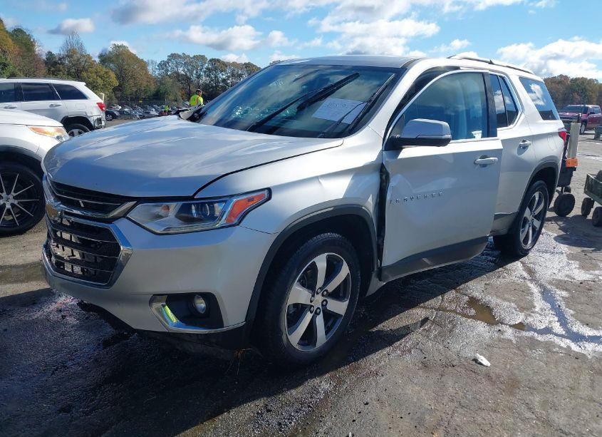 Photo 2 of 2021 Chevrolet Traverse AWD LT LEATHER (VIN 1GNEVHKW4MJ167587)