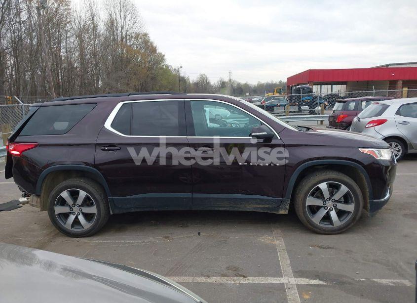 Photo 13 of 2021 Chevrolet Traverse AWD LT LEATHER (VIN 1GNEVHKW4MJ211443)