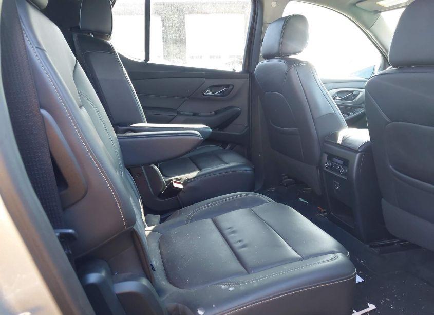 Photo 8 of 2022 Chevrolet Traverse AWD LT LEATHER (VIN 1GNEVHKW4NJ112915)