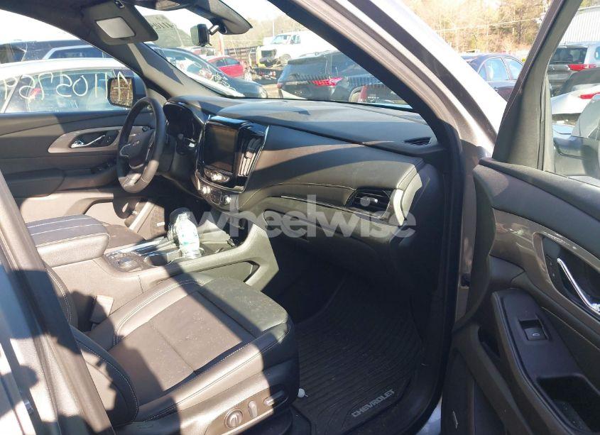 Photo 5 of 2023 Chevrolet Traverse AWD LT LEATHER (VIN 1GNEVHKW4PJ226061)