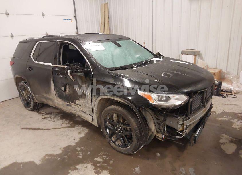 2018 Chevrolet Traverse 3LT (VIN 1GNEVHKW5JJ215903) main photo