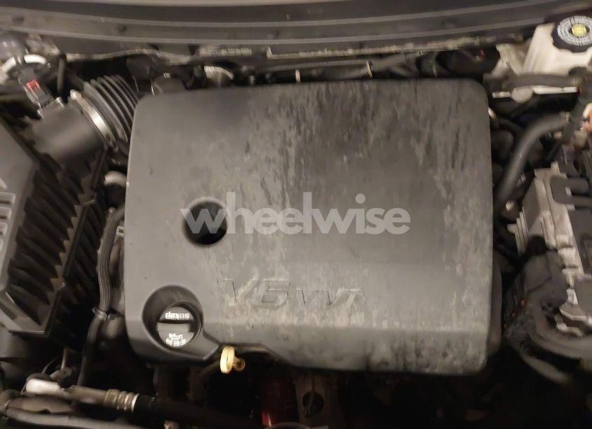 Photo 10 of 2018 Chevrolet Traverse 3LT (VIN 1GNEVHKW5JJ215903)