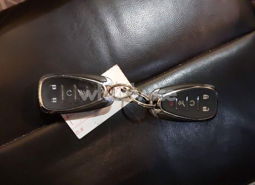 Photo 11 of 2018 Chevrolet Traverse 3LT (VIN 1GNEVHKW5JJ215903)