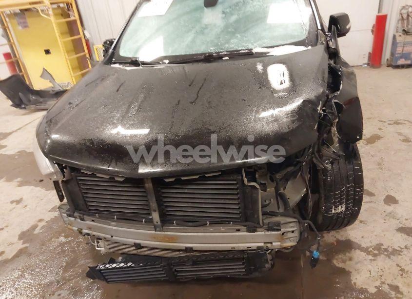 Photo 12 of 2018 Chevrolet Traverse 3LT (VIN 1GNEVHKW5JJ215903)