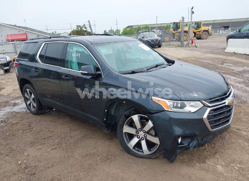 2019 Chevrolet Traverse 3LT (VIN 1GNEVHKW5KJ158989) main photo