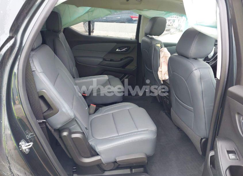 Photo 8 of 2019 Chevrolet Traverse 3LT (VIN 1GNEVHKW5KJ158989)