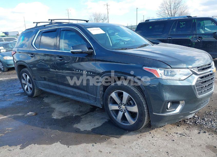 2019 Chevrolet Traverse 3LT (VIN 1GNEVHKW5KJ320670) main photo