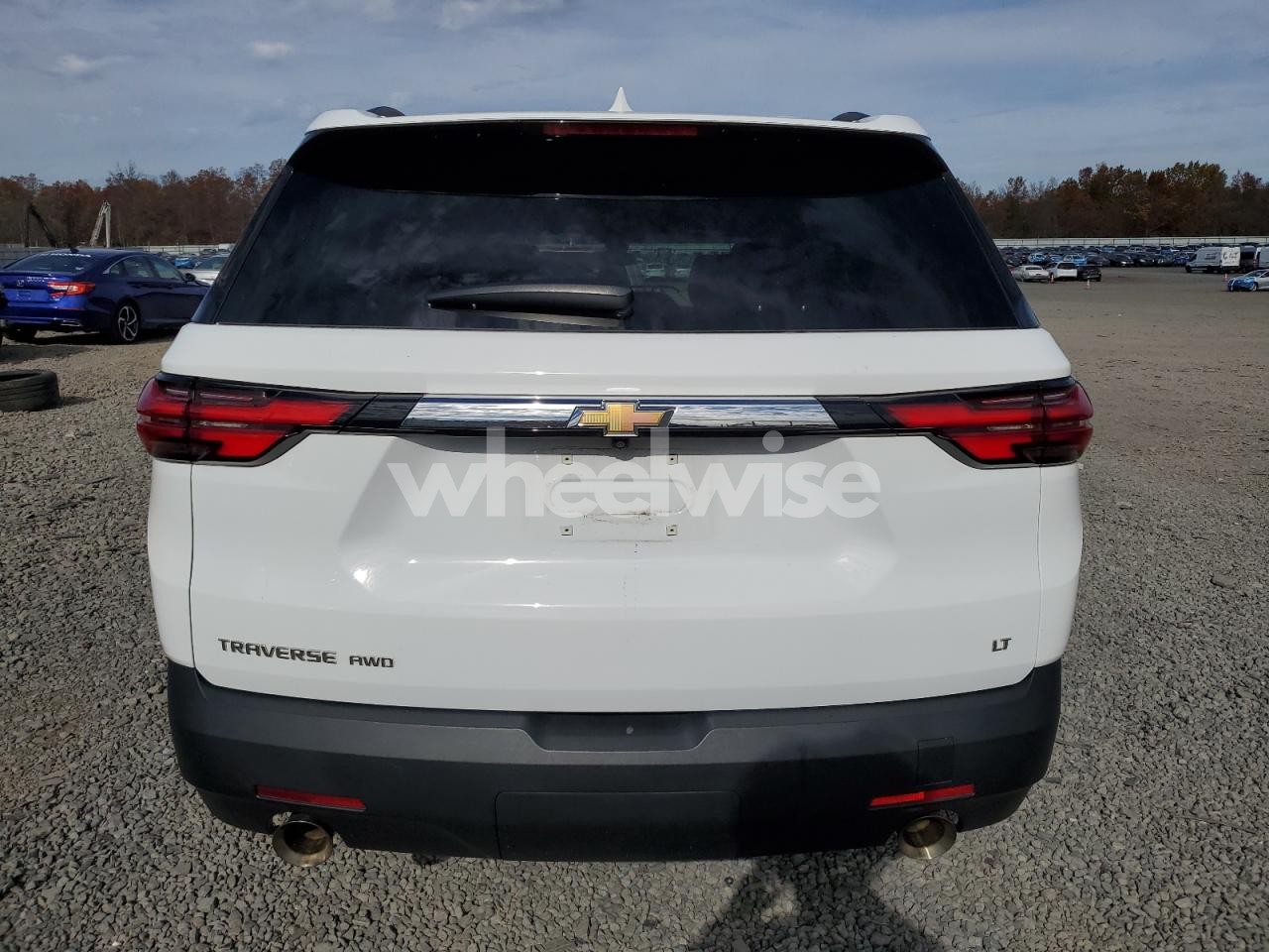 Photo 6 of 2023 CHEVROLET TRAVERSE LT (VIN 1GNEVHKW5PJ177582)