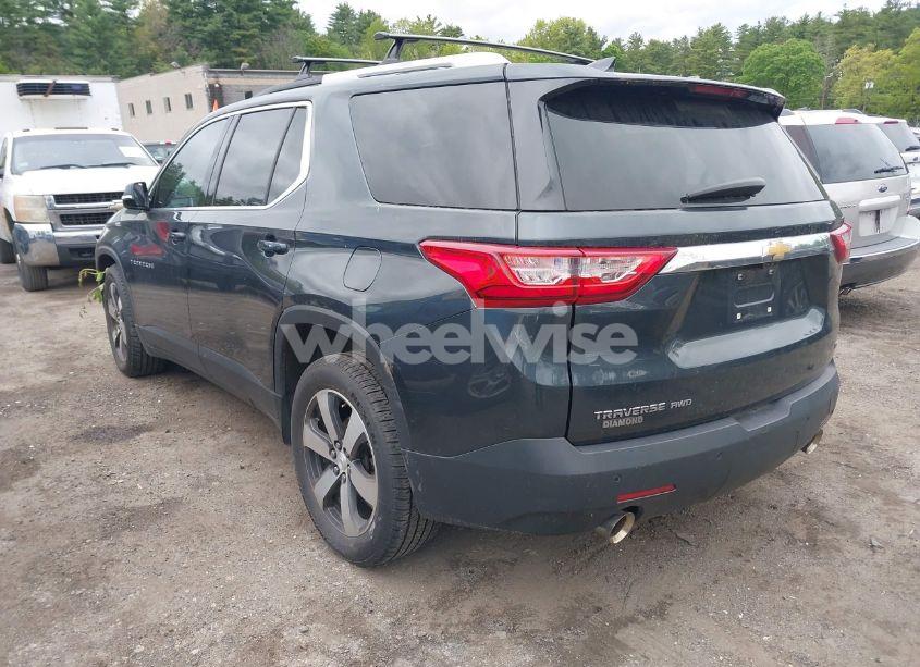 Photo 14 of 2018 Chevrolet Traverse 3LT (VIN 1GNEVHKW6JJ217028)