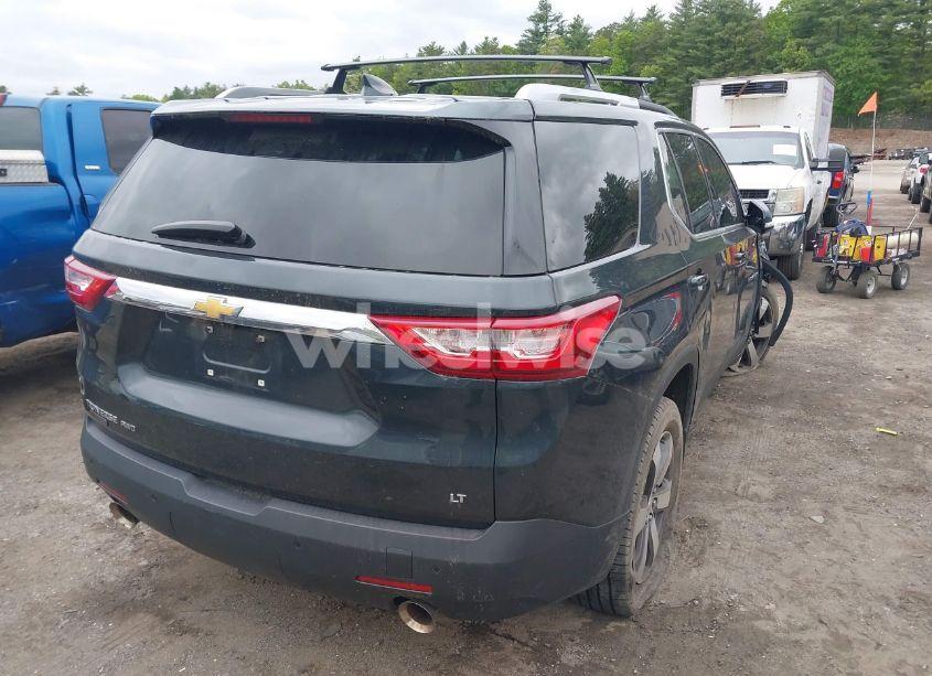 Photo 4 of 2018 Chevrolet Traverse 3LT (VIN 1GNEVHKW6JJ217028)