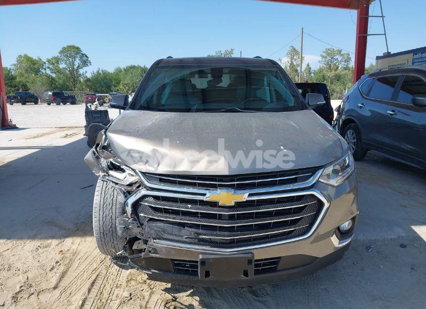 Photo 12 of 2019 Chevrolet Traverse 3LT (VIN 1GNEVHKW6KJ209643)